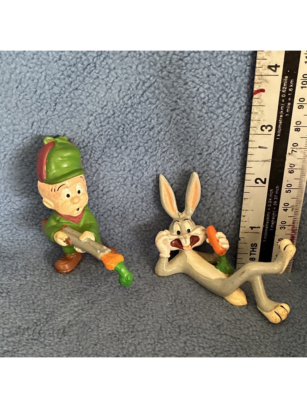 Bugs Bunny & Elmer Fudd Looney Tunes Plastic Figurine Lot - Cartoon TV